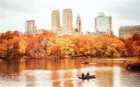 Nyc Central Park River New York City Central Park Autumn In New York