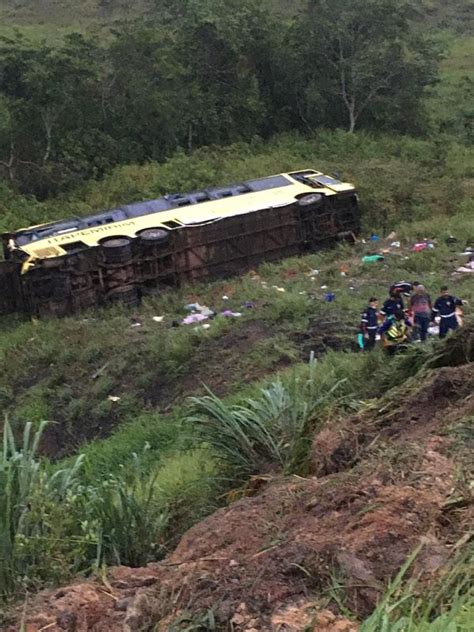 A Gazeta Acidente Com ônibus Da Itapemirim Mata Duas Pessoas E Fere