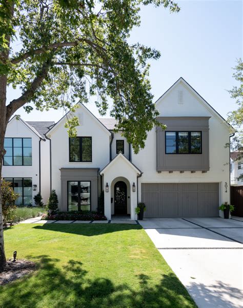 Traditional New Build Dallas Traditional Exterior Dallas By Le