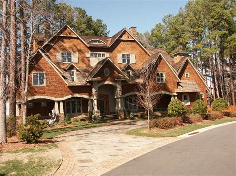 A Lake Norman Sanctuary A Classic Lake House With A Craftsman Feel