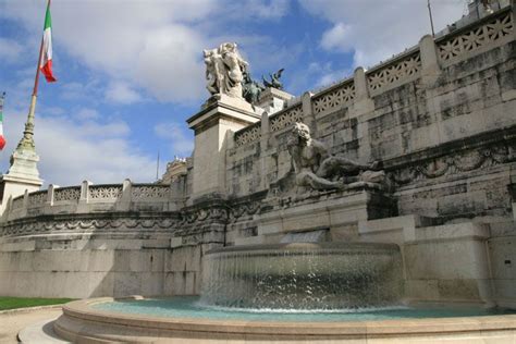 Monument à Victor Emanuel II