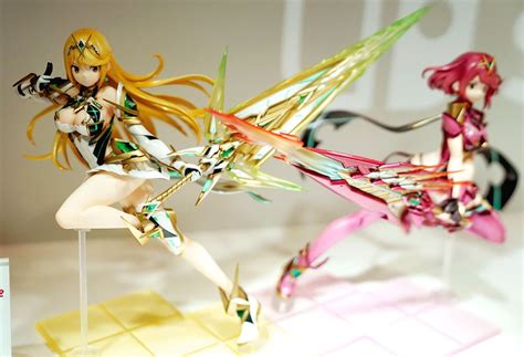 Image - XC2-Pyra-and-Mythra-figures-2.jpg | Xenoblade Wiki | FANDOM ...