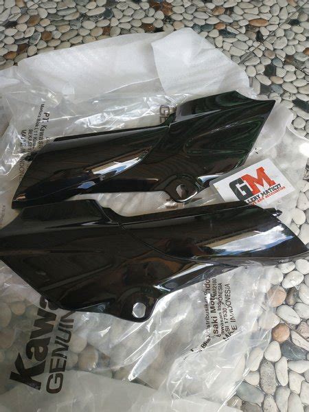 Jual Cover Body Samping Tutup Aki Oli Samping Kawasaki Ninja R Ss Hitam