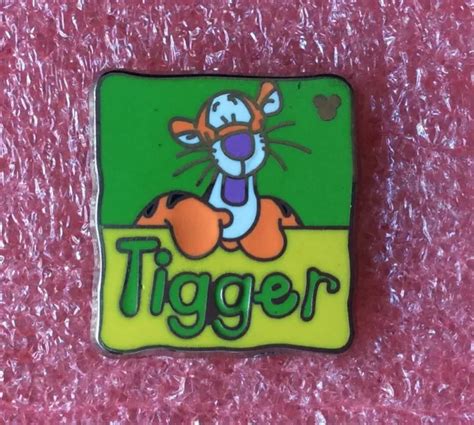 T09 PINS DISNEY TIGROU TIGGER WINNIE L OURSON The Pooh Pin Trading