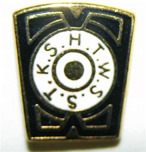 Chapter Keystone Lapel Pin Masonic Library And Museum Shop