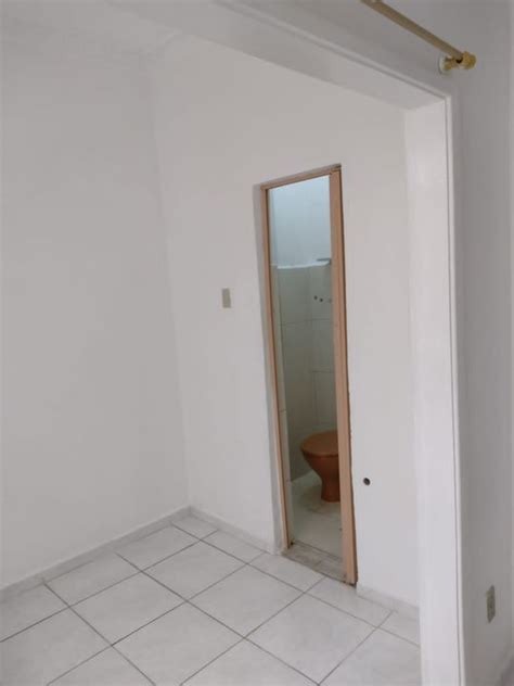 Kitnet 1 quarto e elevador 28 m² na Zona Norte em Méier Rio