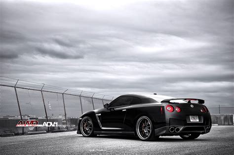 Black is the Must Have: Customized GT-R with Aftermarket Rims — CARiD.com Gallery