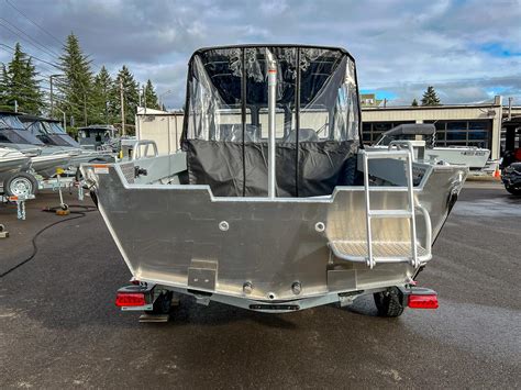 New 2024 Hewescraft 200 Sportsman Se Portland Boat Trader