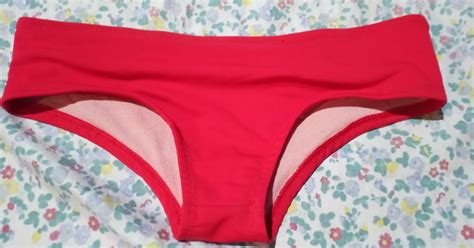Fetiche De Tangas Usadas Vedetina Bikini Rojo Lycra