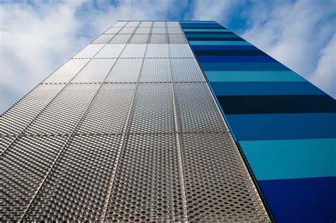 Expanded Metal Stretched Mesh For Facade Finish Fa Ade By Metal Deploye