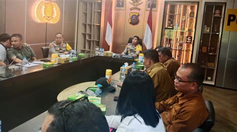 Heboh Wakapolda Sumut Kumpulkan Camat Dan Kades Usai Pemilu Ada Apa