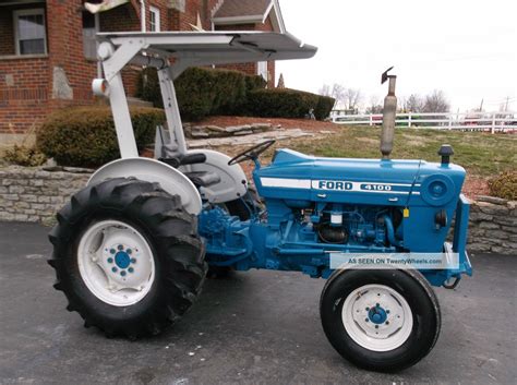 4100 Ford Tractor