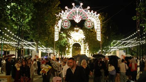 Video El Corpus Comienza Lleno De Luz Y Gente