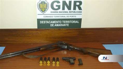 Detido Por Posse Ilegal De Arma E Posse De Arma Proibida Em Marco De