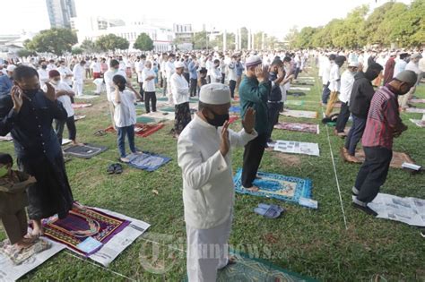 Shalat Idul Adha Di Masjid Al Azhar Foto Tribunnews