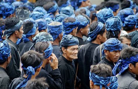 Mengenal Lebih Dekat Suku Baduy Tradisi Upacara Seba Dan Kekayaan