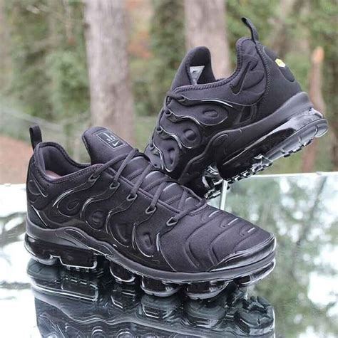 Pin on Nike Air Vapormax Plus Triple Black