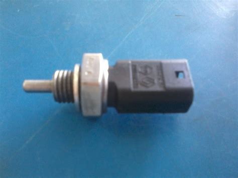 Sensor Temperatura Logan Megane Sandero 8200561449 - R$ 39,00 em ...