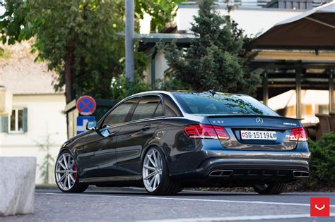 Mercedes Benz E S Amg W Facelift On Vossen Vfs Benztuning