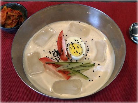 Kongguksu 콩국수 Korean Cold Noodles With Tofu Yori Hey