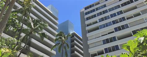 Kalia Inc. Leasehold Condos in Waikiki