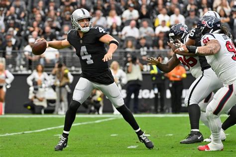 QB Derek Carr Says Goodbye To Raider Nation OnMyWay Mobile App User