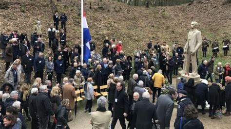Gevangenen Kamp Amersfoort Moeten Boeten Voor Aanslag Op Hanns Rauter