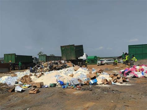 Côte dIvoire destruction de plus de 100 tonnes de produits prohibés