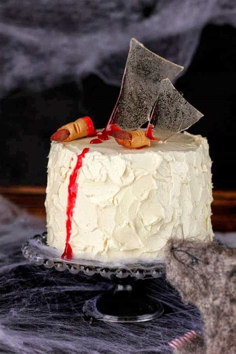 25 Creepy Halloween Cakes