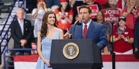 Casey Desantis Returns To Campaign Trail After Battle With Breast Cancer Damn It Feels Good To