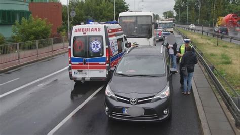 Wypadek Na Wale Miedzeszy Skim Korki Jedna Osoba Ranna Tvn Warszawa