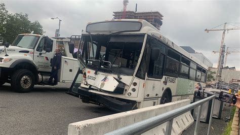 14 Injured In Bus Accident Near Port Authority The New York Times