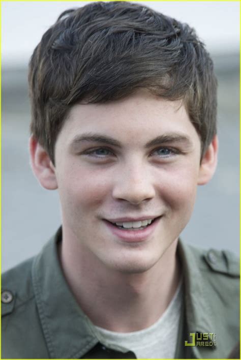 Eeeee I Love Logan Lerman