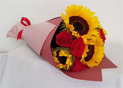 Recopilaci N Imagen Ramo De Flores Con Rosas Y Girasoles Abzlocal Mx