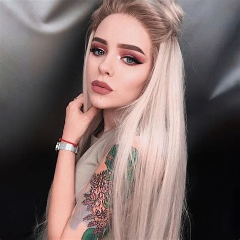 Accessories Ombre Blonde Lace Front Wig Poshmark