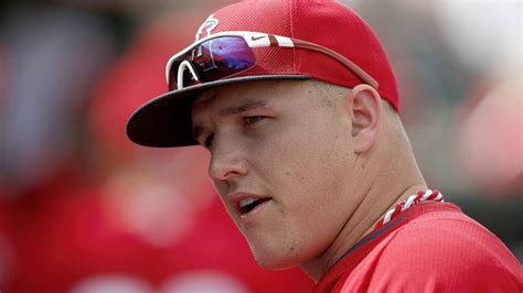 Mike Trout Injury Update More Back Trouble For Angels Star スポーティングニュース