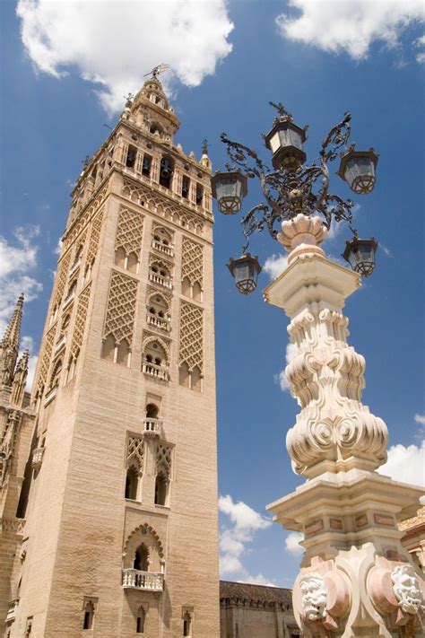 Giralda Tower, Seville Free Photo Download | FreeImages