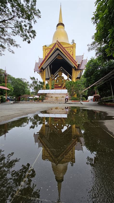 Apr Klenteng Sanggar Agung Chinese Temple Flickr