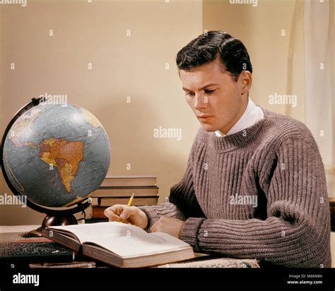 College Age Kid High Resolution Stock Photography And Images Alamy
