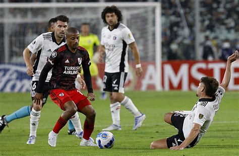 El River Plate Con El Colombiano Juan Fernando Quintero Sufrió Más De