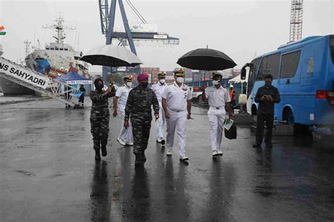 Komandan Lantamal Iii Jakarta Sambut Kedatangan Kapal Perang India