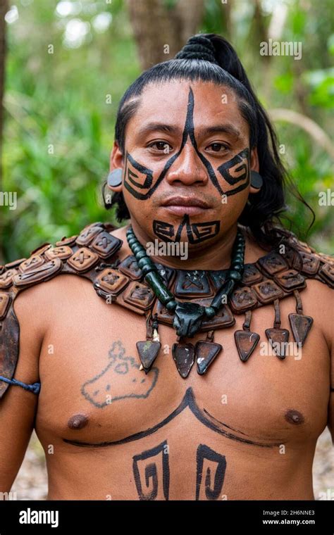 Maya dressed indian, Yucatec-Maya archaeological site, EkÊ¼ Balam, Yucatan, Mexico Stock Photo ...