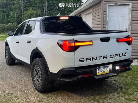 2022 Hyundai Santa Cruz With 17x8 38 Lp Adventure Lp5 And 26565r17