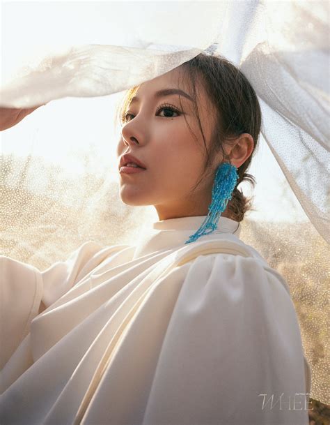 Watch Mamamoo S Wheein Reflects On Love In Elegant Mv For Make Me