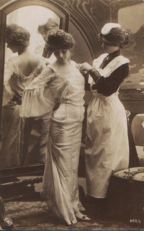 Edwardian Woman With Maid Dressing Her Victorian Maid Victorian Fashion Edwardian