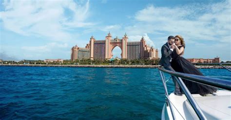 How To Make Your Romantic Couple Photoshoot In Dubai Everlasting And