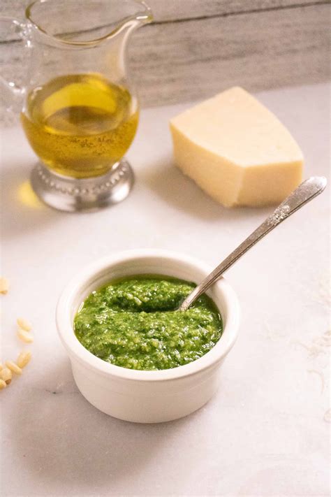 Easy Homemade Pesto Artofit