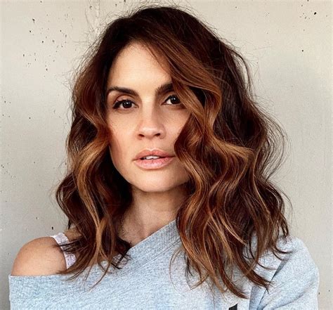 30 Sophisticated Chestnut Brown Hair Ideas For All Seasons Hair Adviser