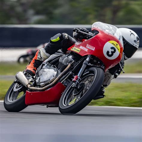 Royal Enfield Continental Gt Cup Season Concludes At Kari Motor