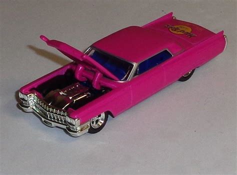 CADILLAC COUPE DeVILLE Hot Wheels HARD ROCK CAFÉ Loose NEW